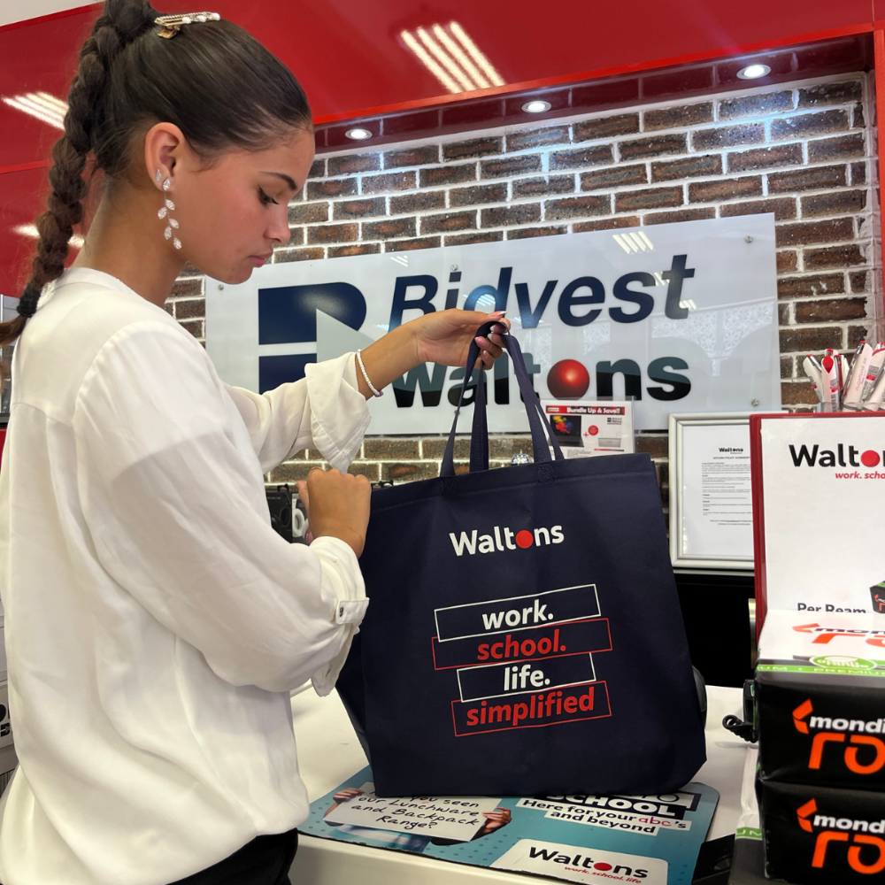 SHOP40 - Large Reusable Non-Woven Shopping Bag | 70GSM, 29L