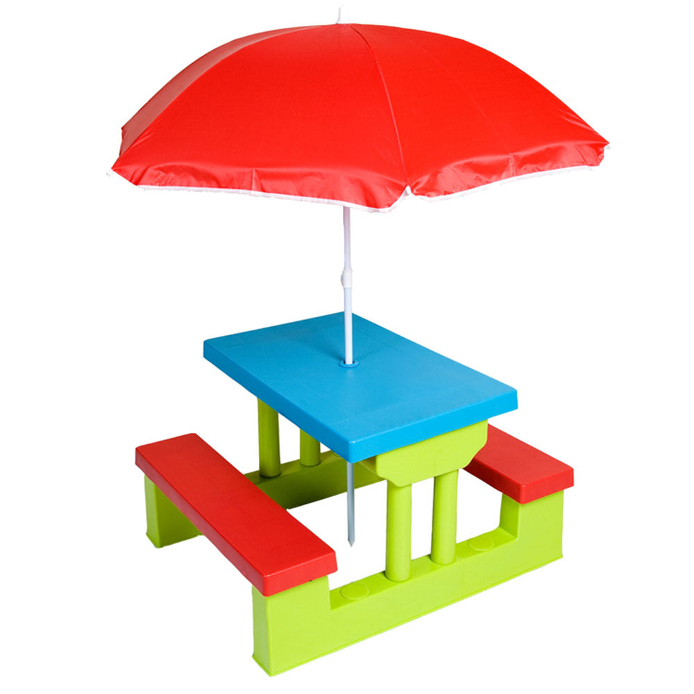 طاولة أطفال مع مقعدين ومظلة