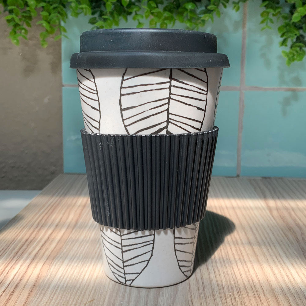 Eco-Friendly Bamboo Coffee Mug with Silicone Lid and Heat Grip - 425ml